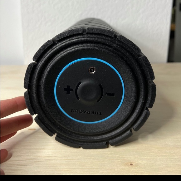 Theragun Vibrating roller - Picture 4 of 4